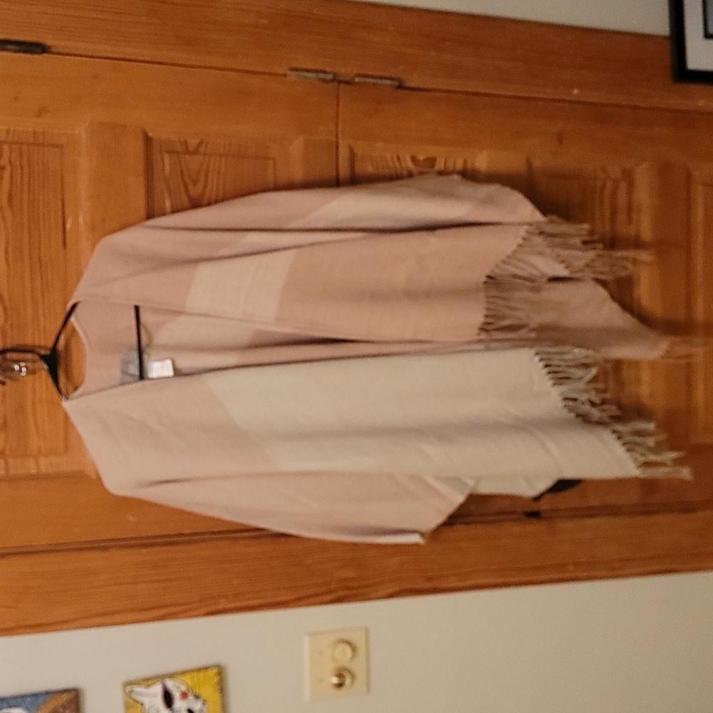 SOIA & KYO Shrug Wrap